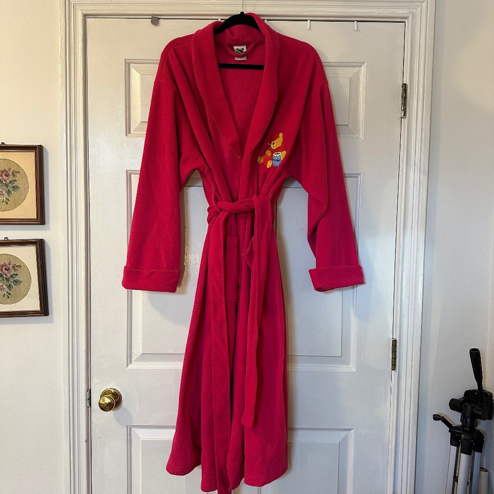 Vintage Disney Catalog Hot Pink Winnie the Pooh Bear Embroidered Robe Size 2XL